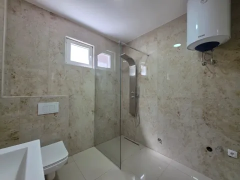 Sale, house, 180m², Ulcinj, Crna Gora - image 14