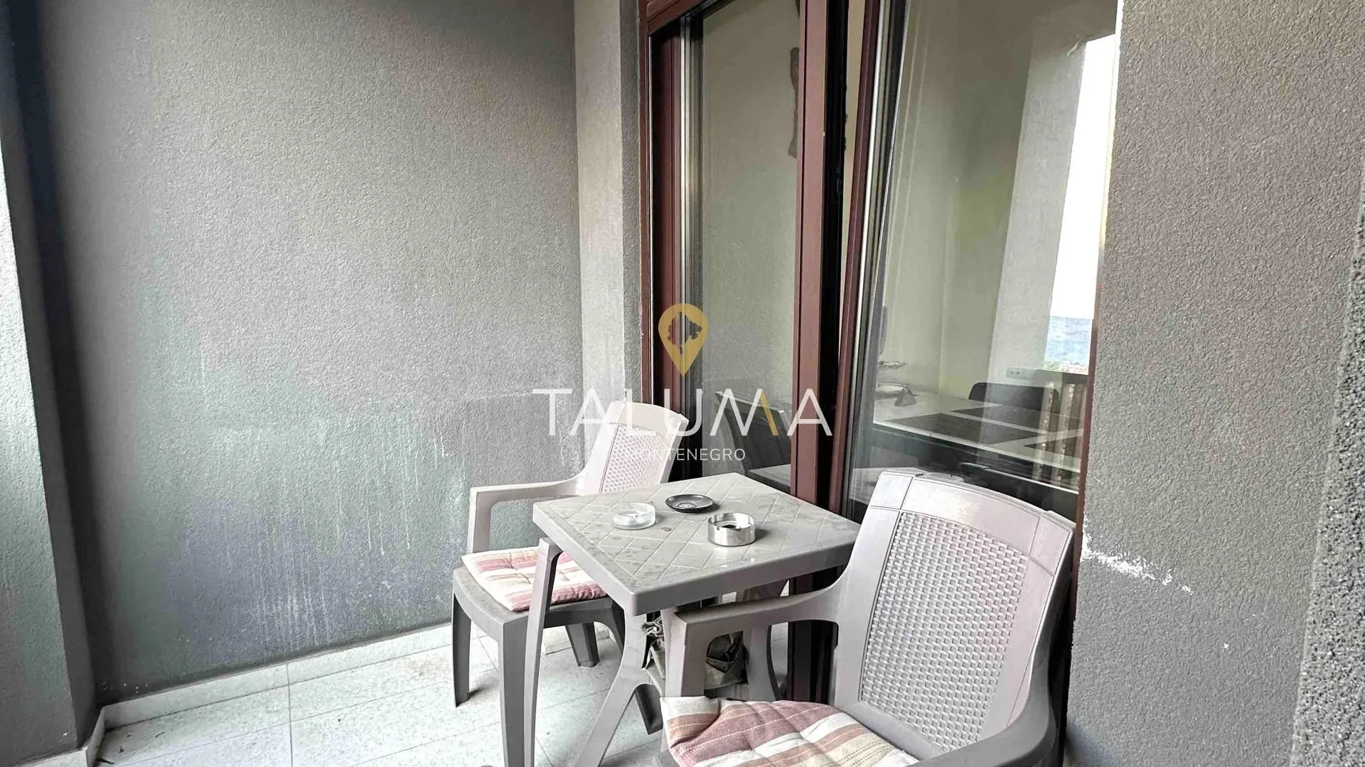 Izdavanje, dvosoban stan, 62m², Gornja Gorica, Podgorica