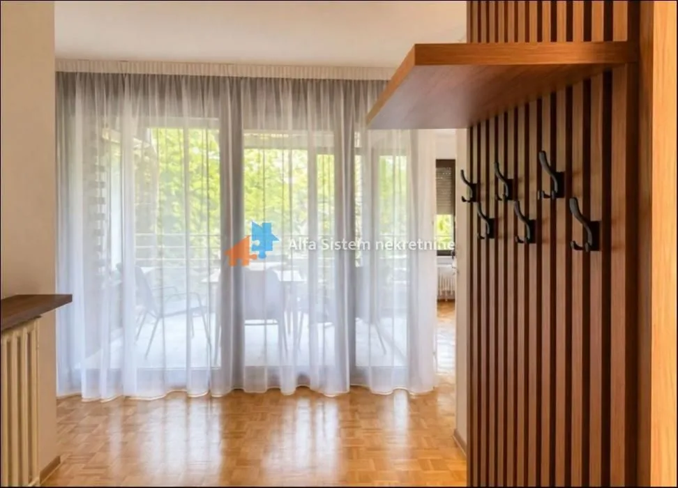Rent, four bedroom apartment, 93m², Cerak Vinogradi, Beograd