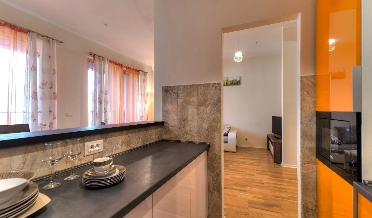 Prodaja, dvosoban stan, 83m², Zavala, Budva