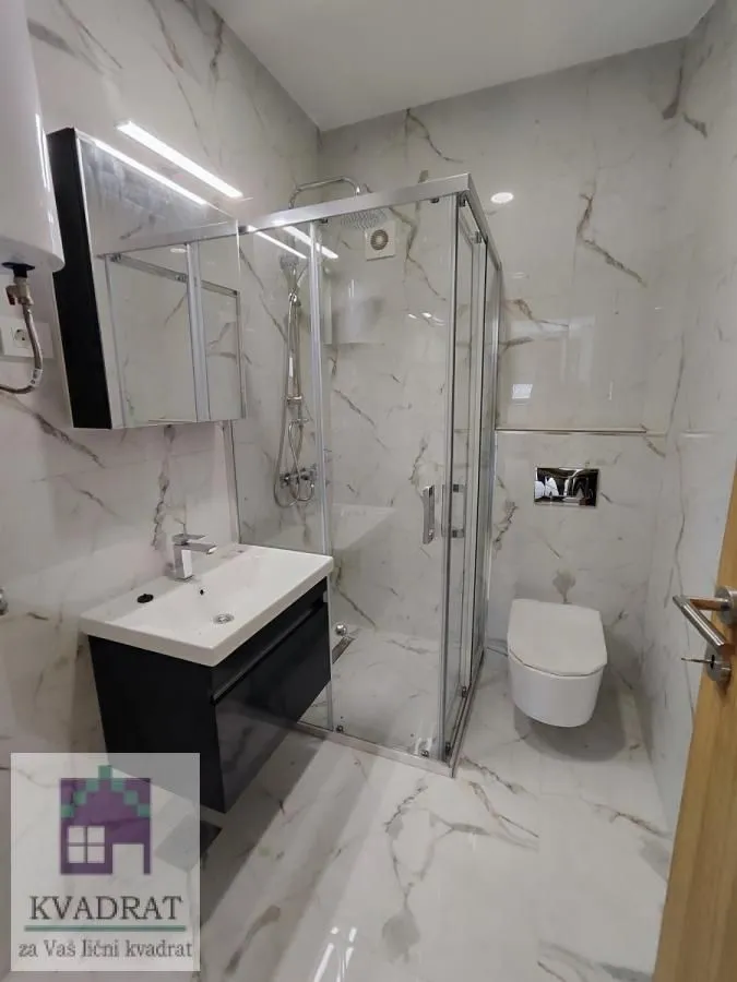 Prodaja, jednosoban stan, 39m², Centar, Zlatibor