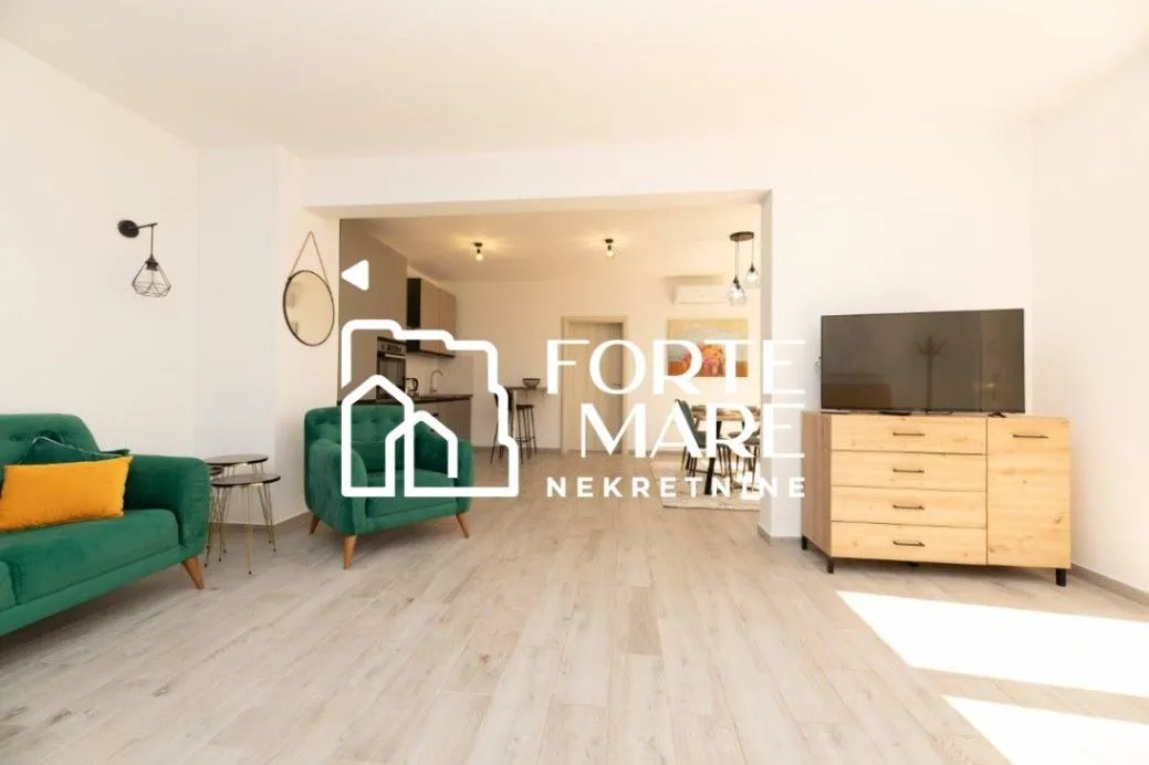 Prodaja, dvosoban stan, 70m², Đenovići, Herceg Novi