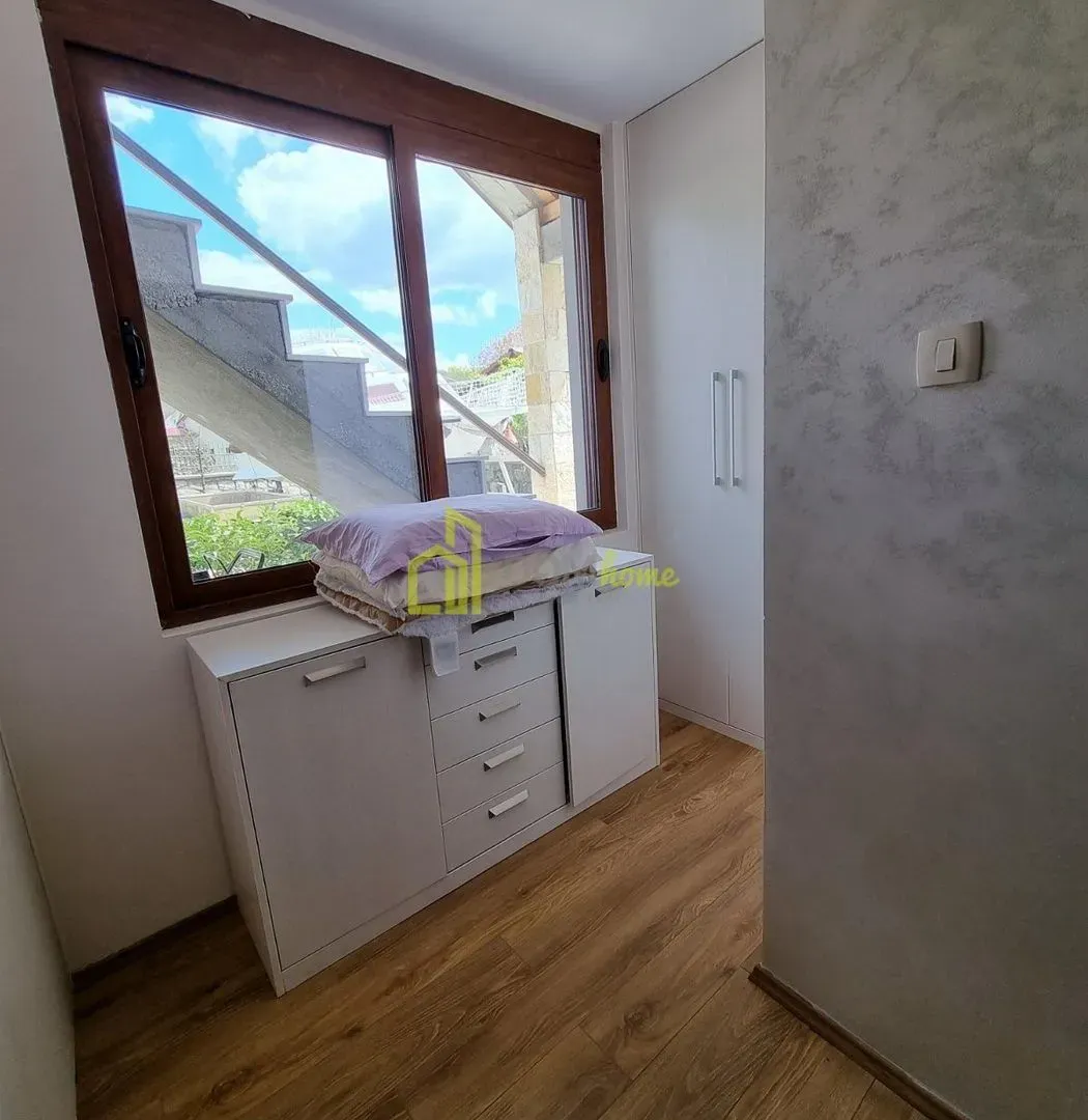 Izdavanje, kuća, 92m², Mareza, Podgorica