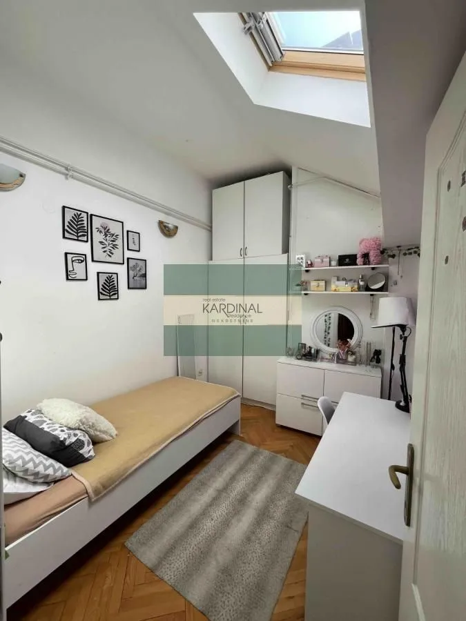 Prodaja, četvorosoban stan, 92m², Centar, Novi Sad