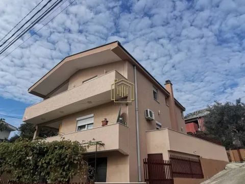 Prodaja, kuća, 260m², Šušanj, Bar - image 10