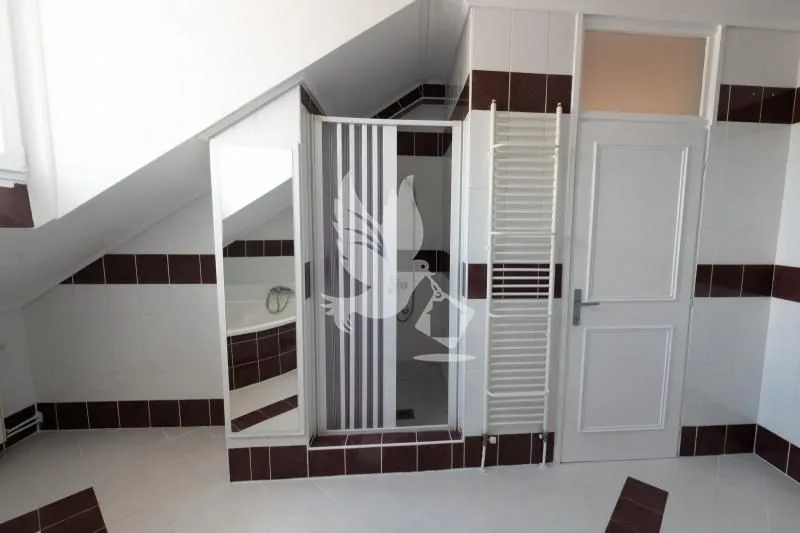 Sale, apartment, 140m², Centar Sve Podlokacije, Beograd