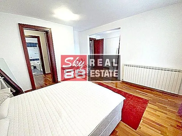Izdavanje, kuća, 625m², Savski Venac, Beograd