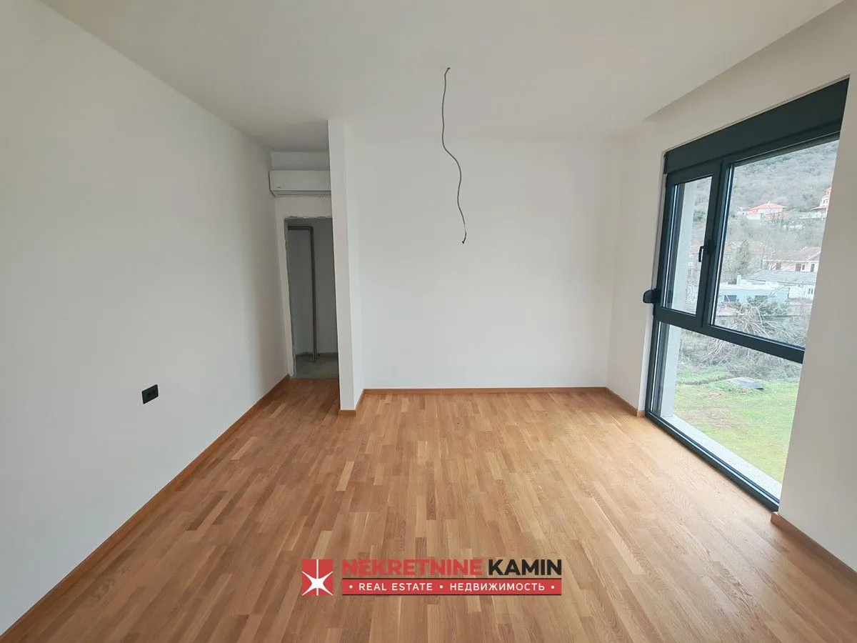 Prodaja, trosoban stan, 121m², Lastva Grbaljska, Kotor