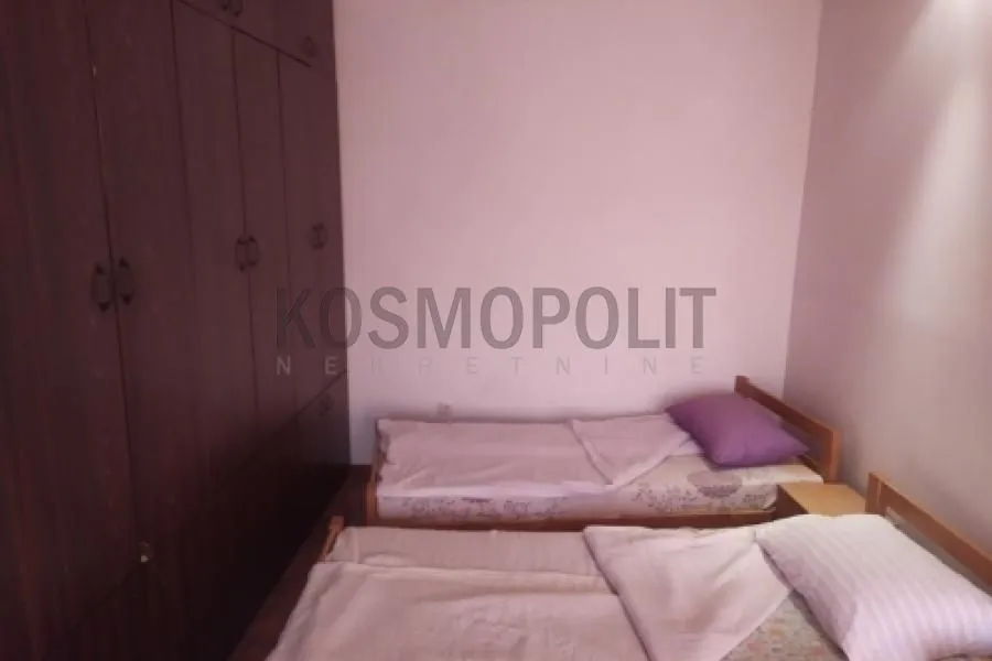 Prodaja, kuća, 389m², Zemun Sve Podlokacije, Beograd