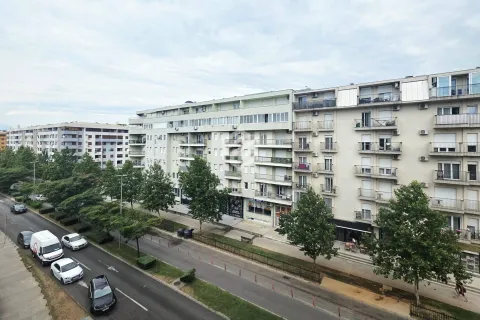 Rent, one bedroom apartment, 60m², Stari Aerodrom, Podgorica - image 10