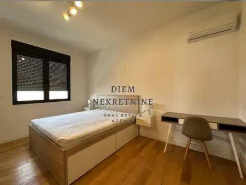 Izdavanje, trosoban stan, 95m², Podgorica, Crna Gora - image 13