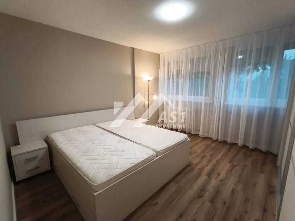 Izdavanje, dvosoban stan, 54m², Liman 1, Novi Sad Sve Podlokacije