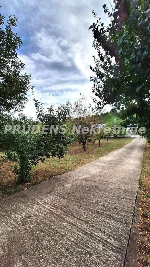 Prodaja, kuća, 333m², Grocka, Beograd