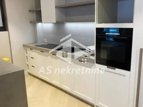 Rent, three bedroom apartment, 145m², Neimar, Vračar Sve Podlokacije - image 5