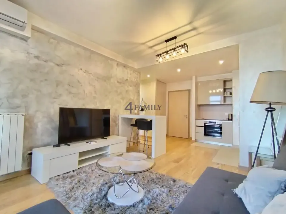 Prodaja, dvosoban stan, 53m², Savski Venac, Beograd