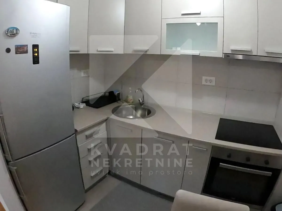 Rent, one bedroom apartment, 43m², City Kej, Podgorica