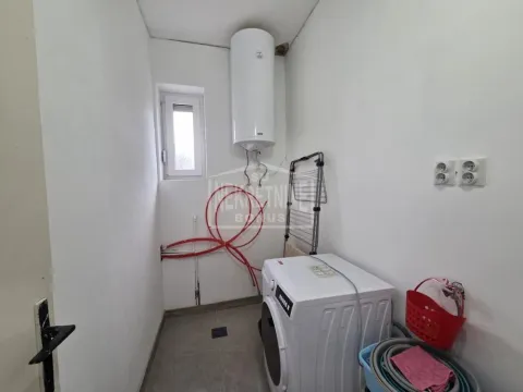 Prodaja, kuća, 190m², Bajmok, Subotica - image 10