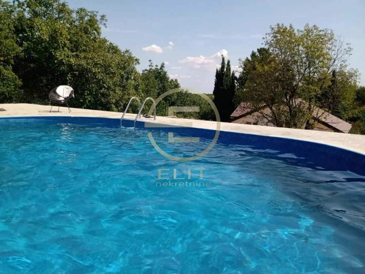 Sale, house, 220m², Alibegovac, Petrovaradin