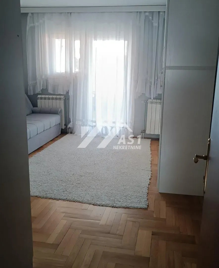 Izdavanje, stan, 108m², Sajam, Novi Sad Sve Podlokacije