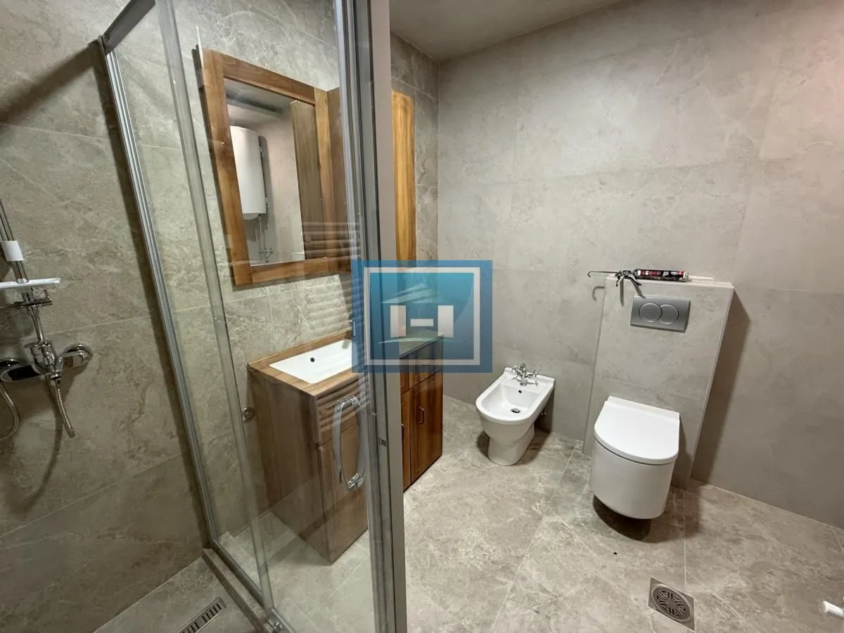 Prodaja, dvosoban stan, 77m², Vašarište, Jagodina