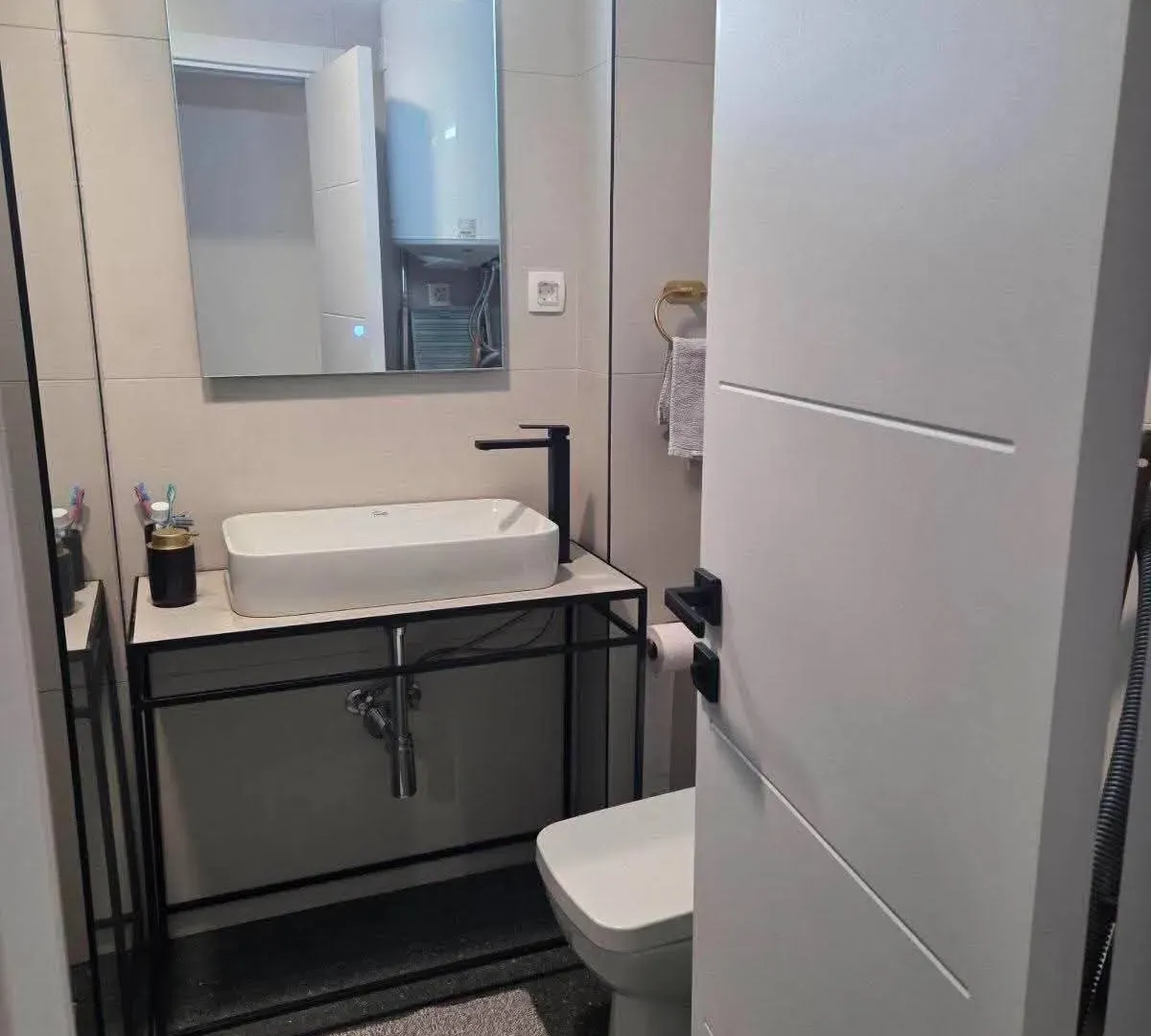 Prodaja, dvosoban stan, 67m², Momišići, Podgorica