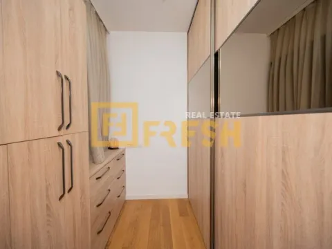 Izdavanje, trosoban stan, 102m², Centar, Podgorica - image 18