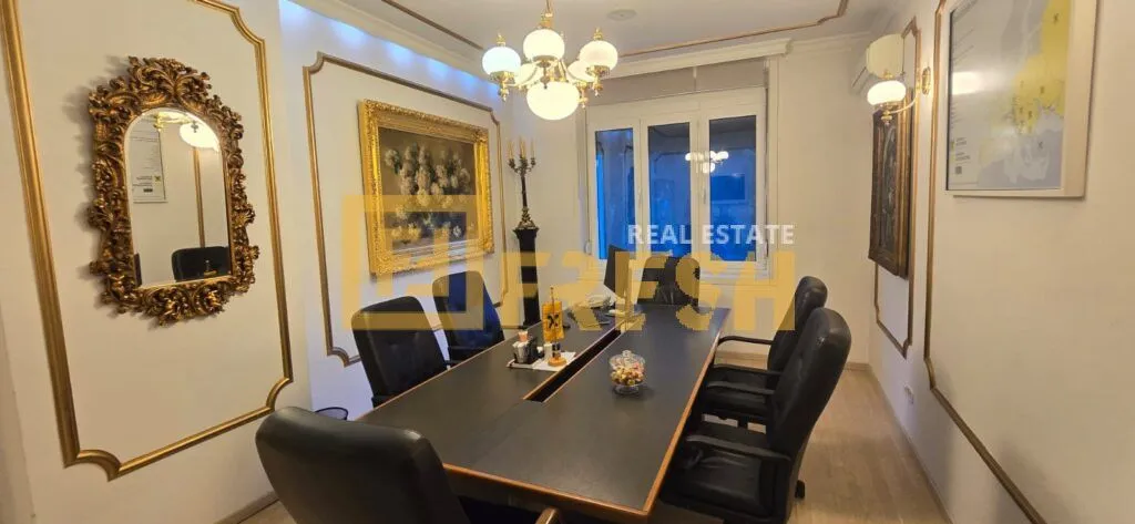 Izdavanje, poslovni prostor, 40m², Centar, Podgorica