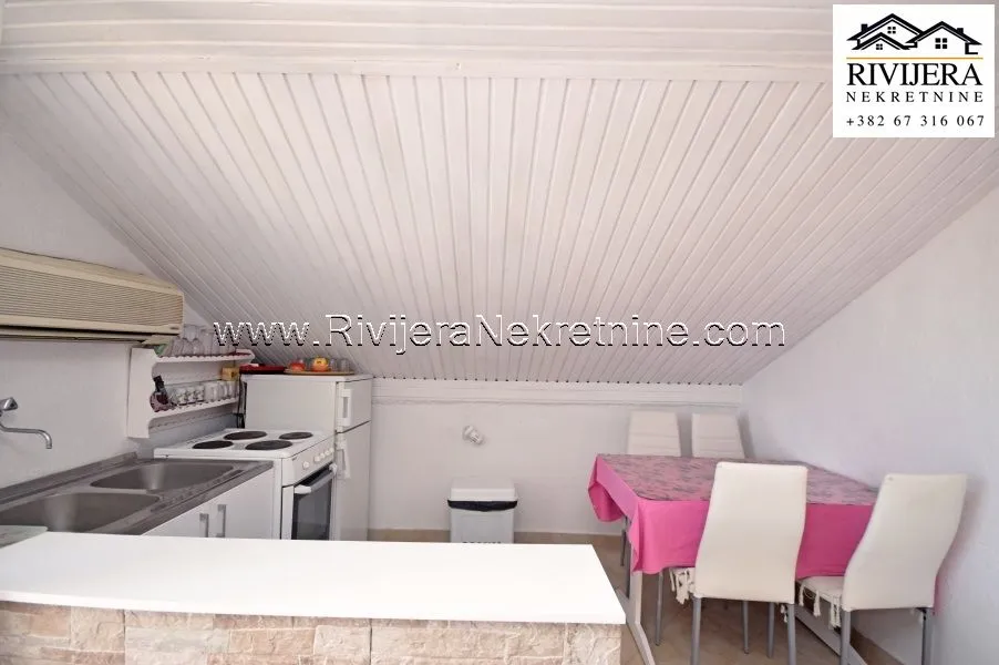 Prodaja, jednosoban stan, 56m², Đenovići, Herceg Novi