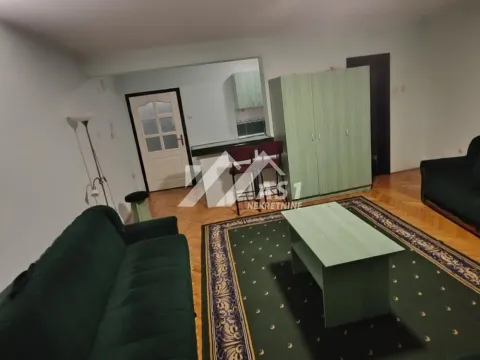 Izdavanje, jednosoban stan, 38m², Centar, Novi Sad - image 2