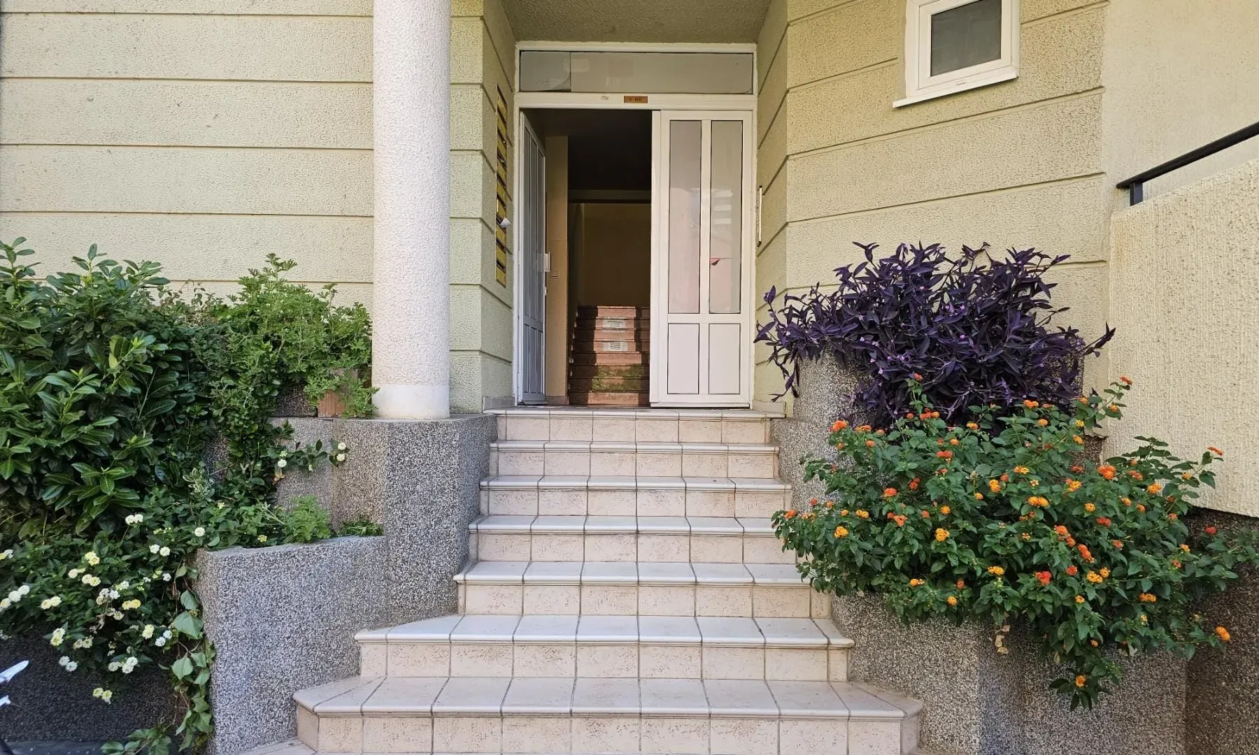Sale, one bedroom apartment, 39m², Rafailovići, Budva