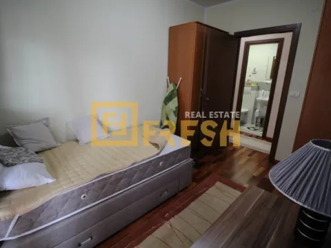 Rent, two bedroom apartment, 74m², City Kvart, Podgorica - image 12