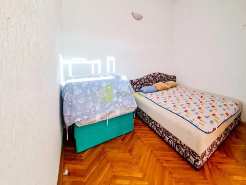 Prodaja, četvorosoban stan, 75m², Makedonsko naselje, Bar - image 8