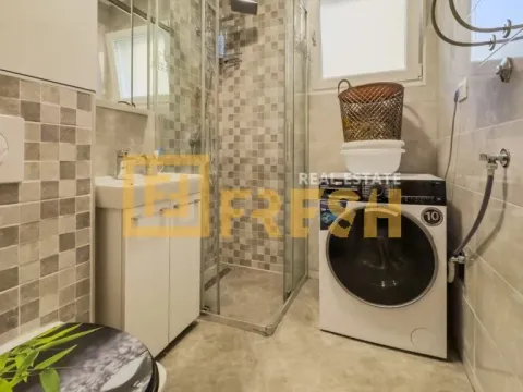 Izdavanje, dvosoban stan, 64m², Tivat, Crna Gora - image 8