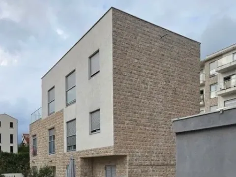 Prodaja, trosoban stan, 95m², Tivat, Crna Gora - image 3