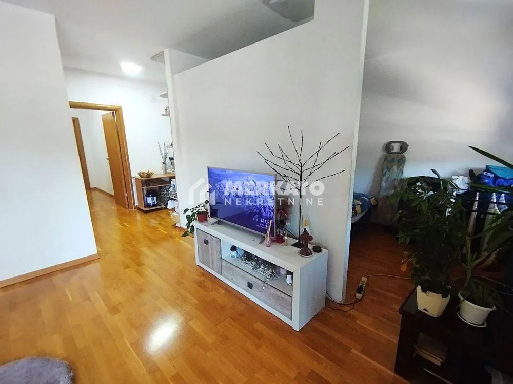 Prodaja, četvorosoban stan, 109m², Mala Amerika, Zrenjanin