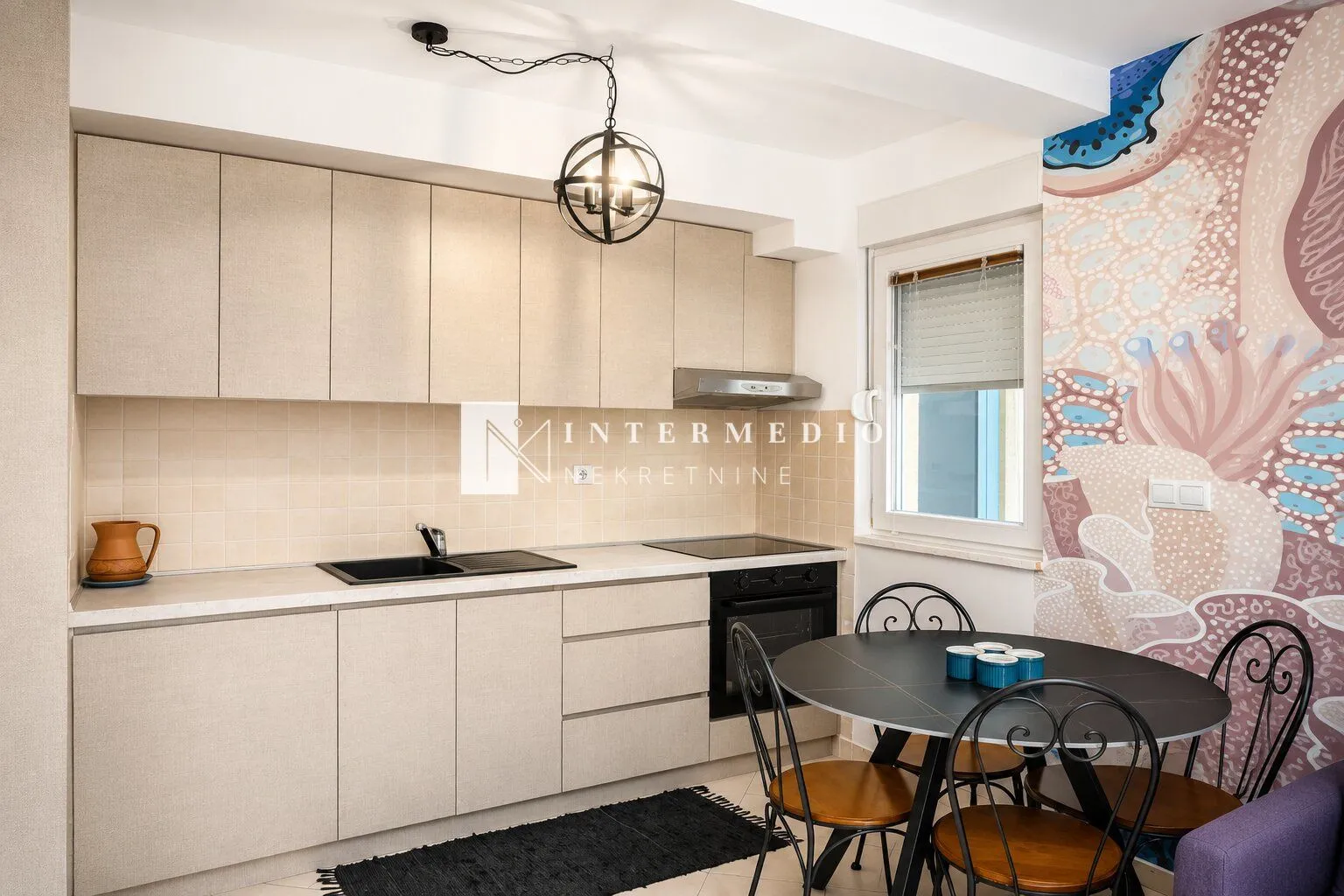 Izdavanje, jednosoban stan, 50m², Topla, Herceg Novi