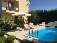 Prodaja,  kuća, 180m2, Polje, Bar