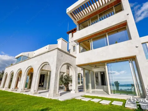 Prodaja, kuća, 791m², Donja Lastva, Tivat - image 2