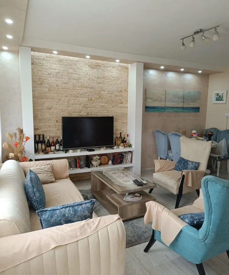 Izdavanje, jednosoban stan, 45m², Stari Aerodrom, Podgorica