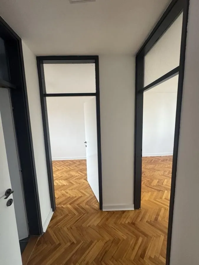 Rent, office space, 95m², Centar, Niš