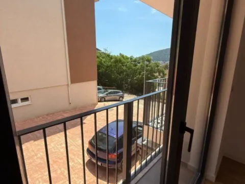 Prodaja, jednosoban stan, 43m², Podkošljun, Budva - image 7