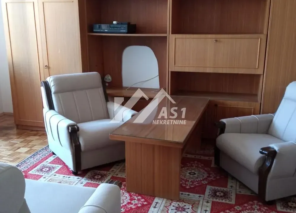 Izdavanje, dvosoban stan, 52m², Detelinara, Novi Sad Sve Podlokacije