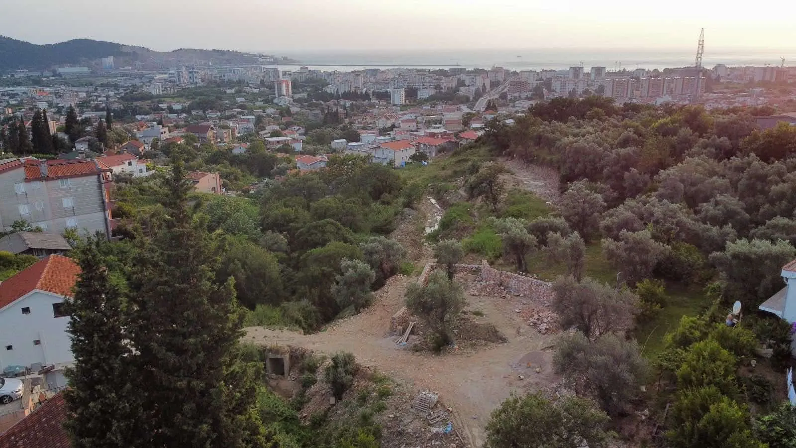 Prodaja, plac, 1100m², Bar, Crna Gora