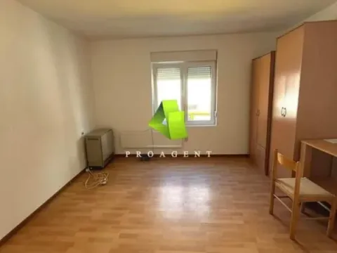 Sale, house, 55m², Medijana, Niš - image 5