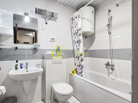 Izdavanje, dvosoban stan, 75m², City Kvart, Podgorica - image 11