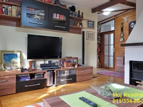 Prodaja, stan, 136m², Karaburma, Palilula Sve Podlokacije - image 3