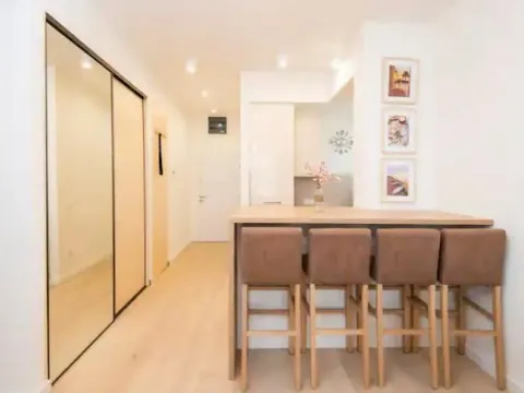 Izdavanje, jednosoban stan, 40m², Centar, Tivat - image 9