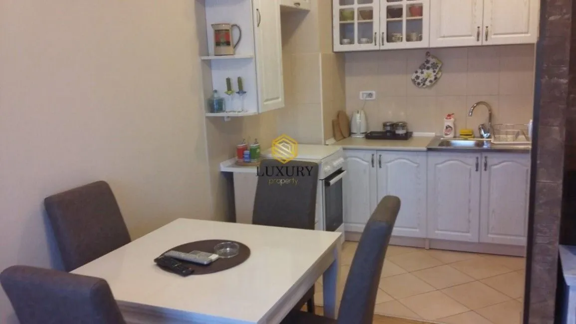 Izdavanje, trosoban stan, 90m², Ljubović, Podgorica