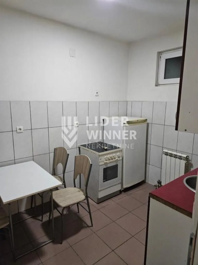 Rent, two bedroom apartment, 68m², Đeram Pijaca, Beograd