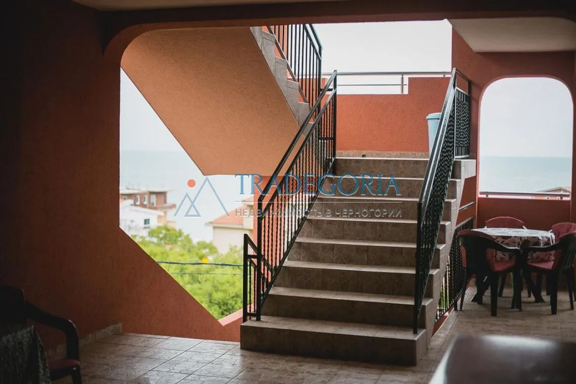Prodaja, ugostiteljski objekat, 300m², Dobra Voda, Bar